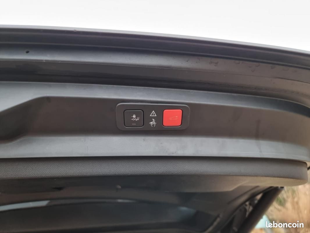 Peugeot 5008 BlueHDi 130ch SS BVM6 GT Line – Caméra